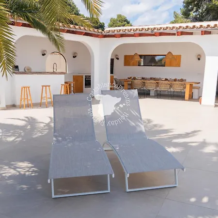 فيلة Casa Fuente Salvaje